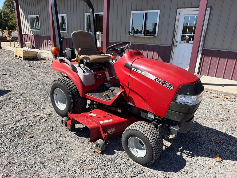 CASE DX22E TRACTOR W/MOWER