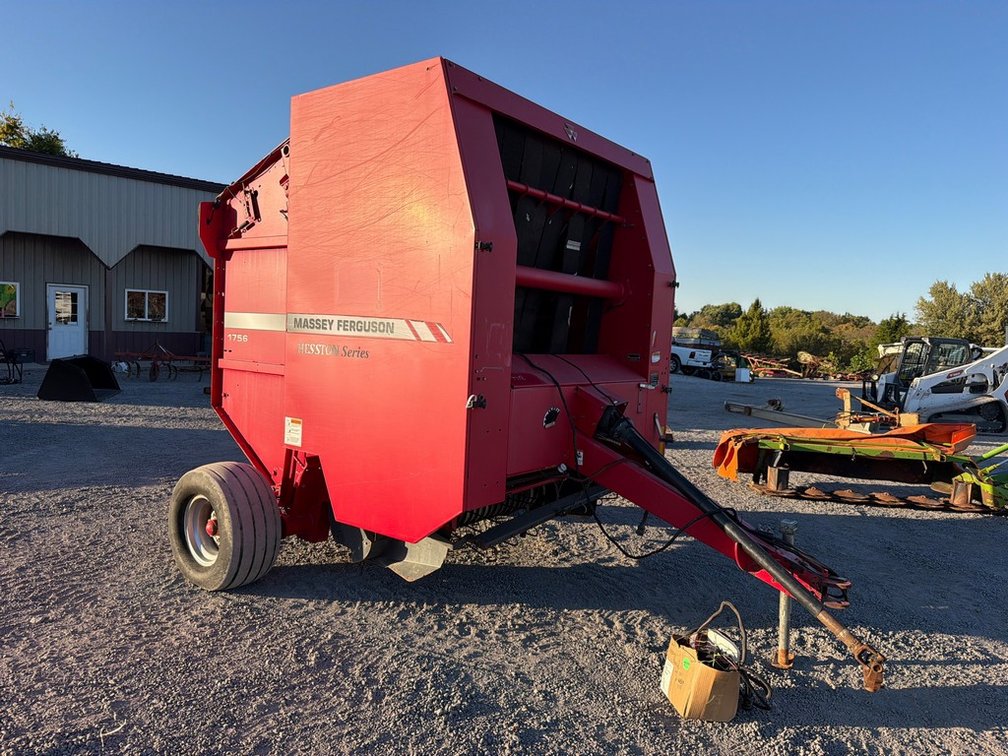 MASSEY FERGUSON 1756 RD BALER