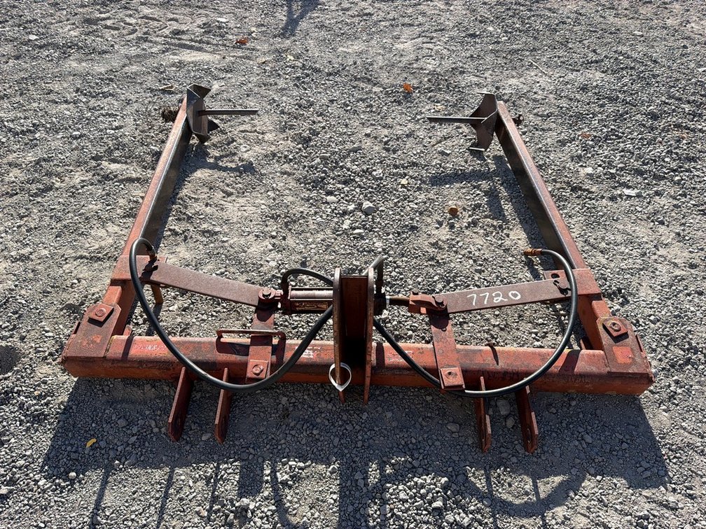 FARMCRAFT 3PT BALE UNROLLER