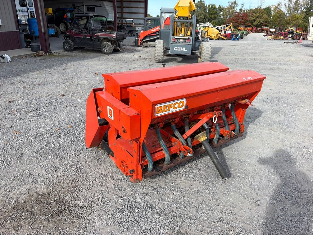 BEFCO 5' POWER SEEDER