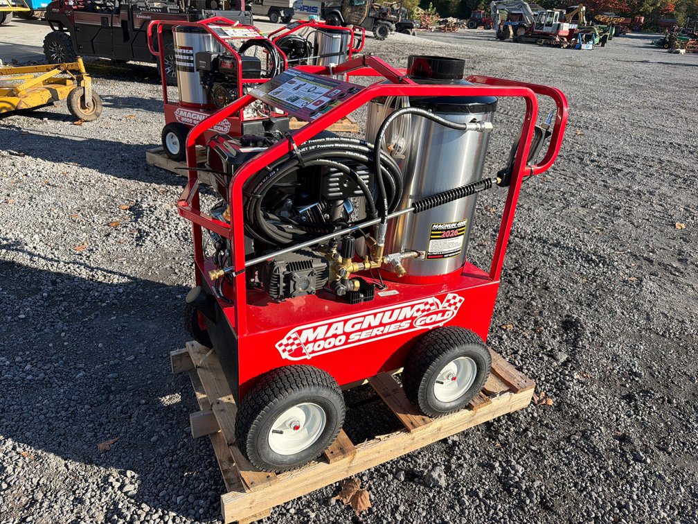 MAGNUM 4000 PRESSURE WASHER