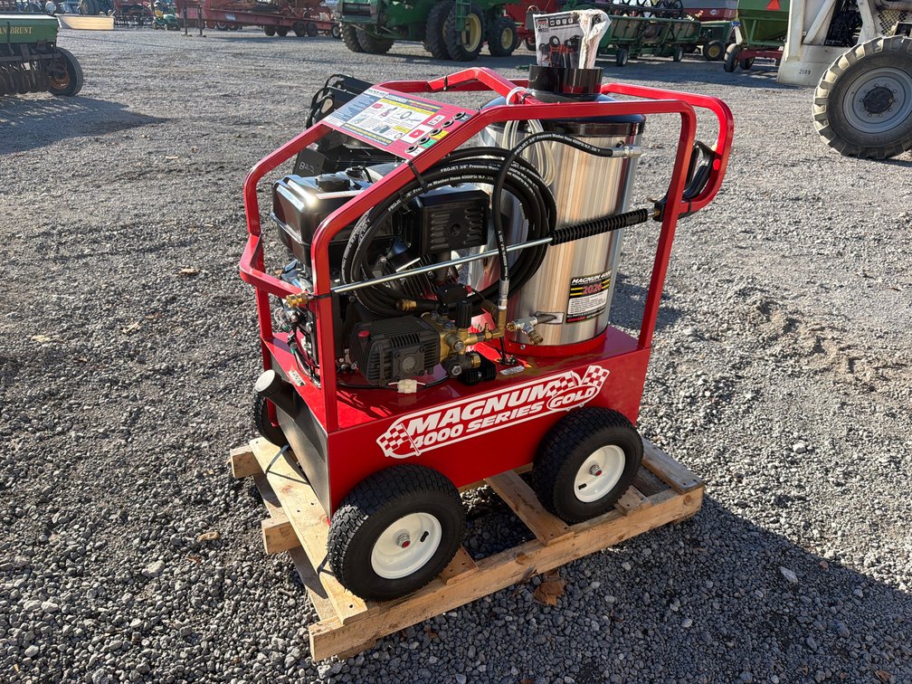 MAGNUM 4000 PRESSURE WASHER