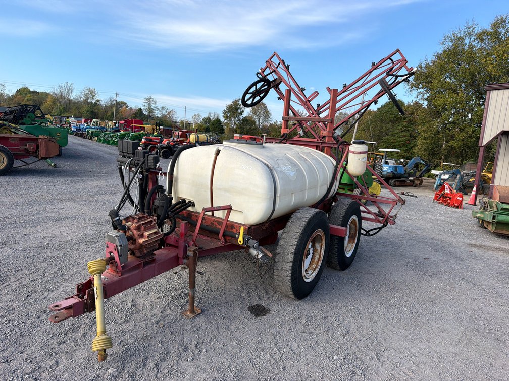 HARDI 500GAL SPRAYER