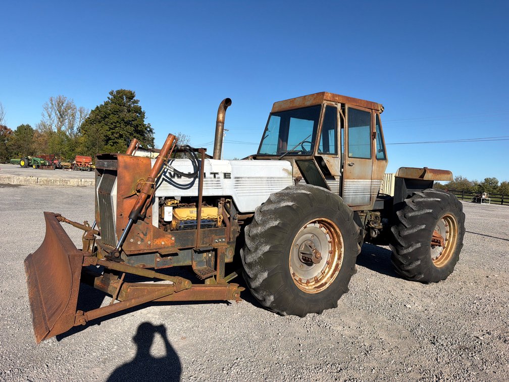 WHITE 4-150 TRACTOR