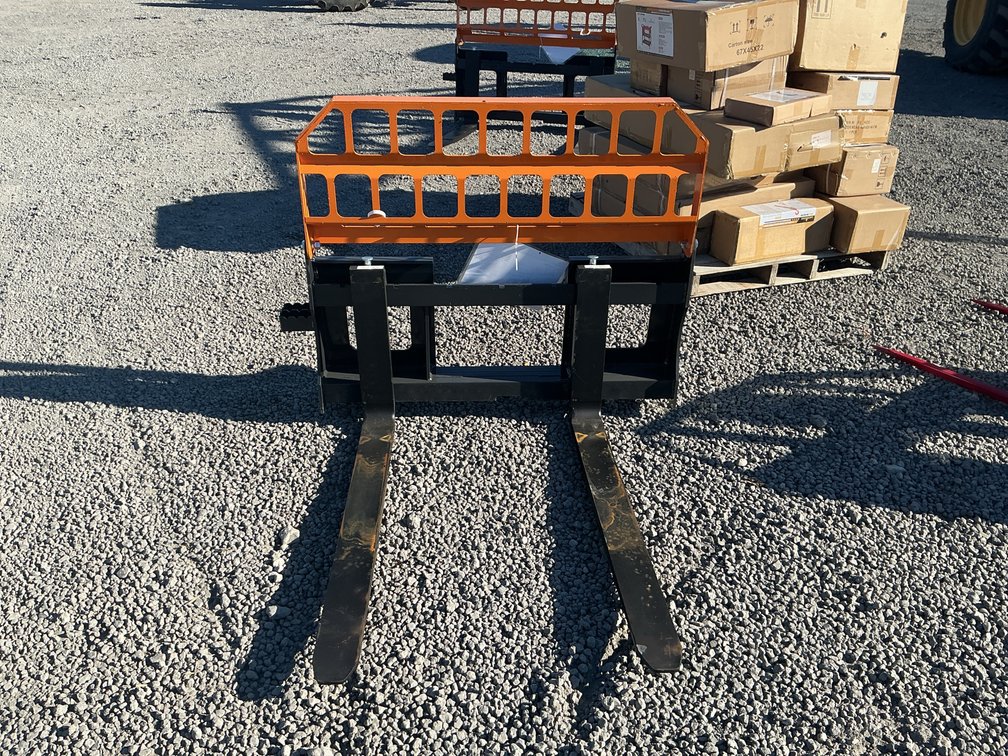LANDHONOR 42"\uFFFd SS PALLET FORKS