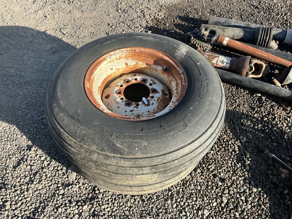 2) USED 9.5L - 15 TIRES