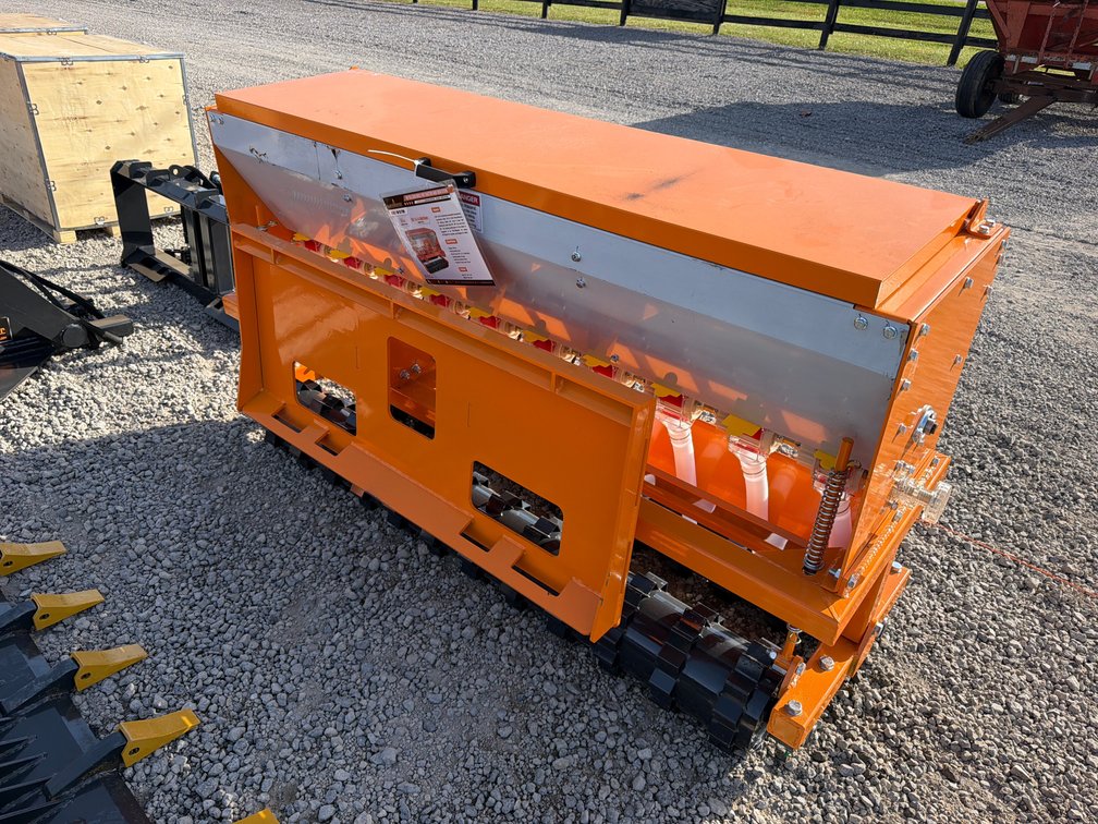 LANDHONOR 65"\uFFFd SS QT/3PT SEEDER