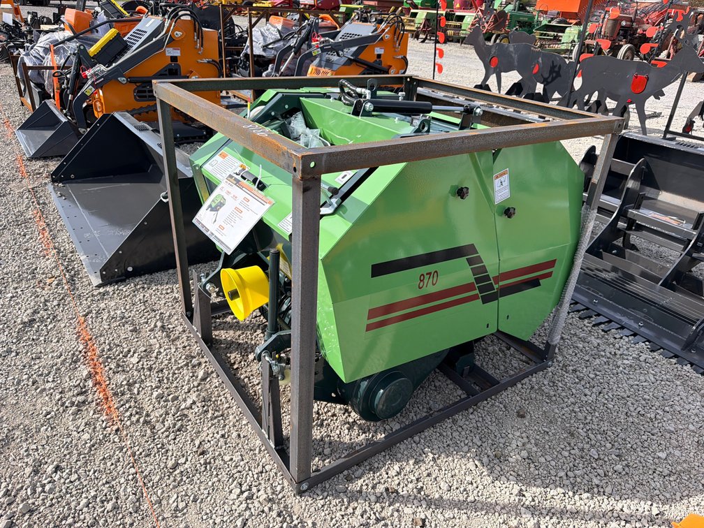 LANDHONOR COMPACT RD BALER
