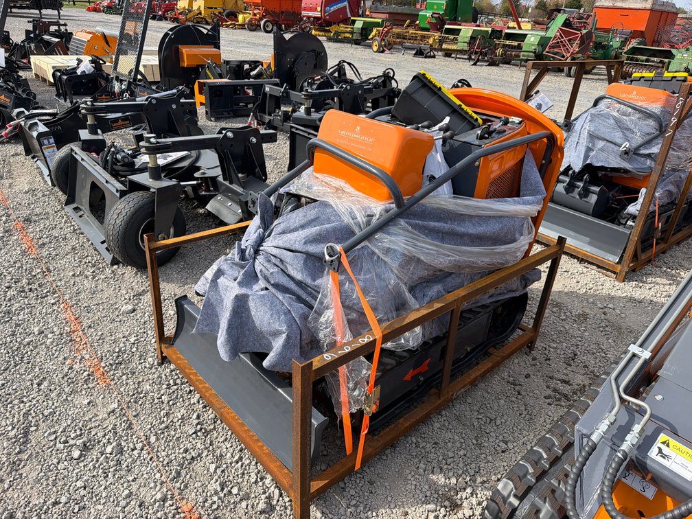 LANDHONOR MINI EXCAVATOR