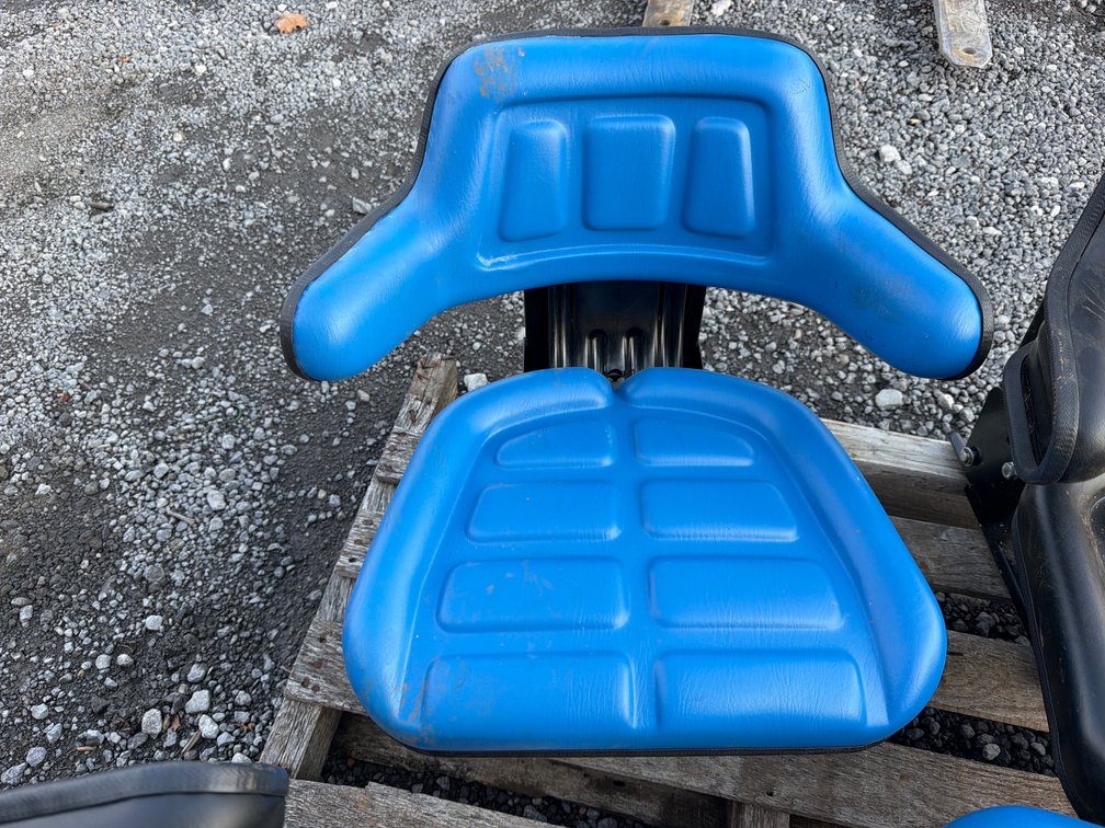 BLUE TRACTOR SEAT
