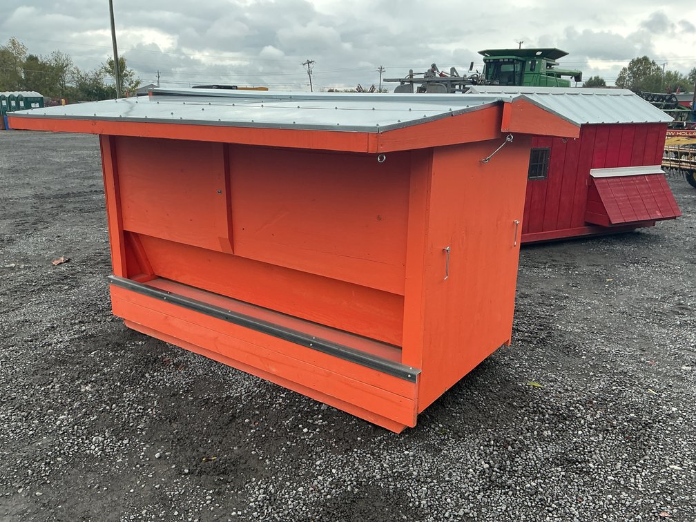 ORANGE STEER STUFFER CREEP FEEDER