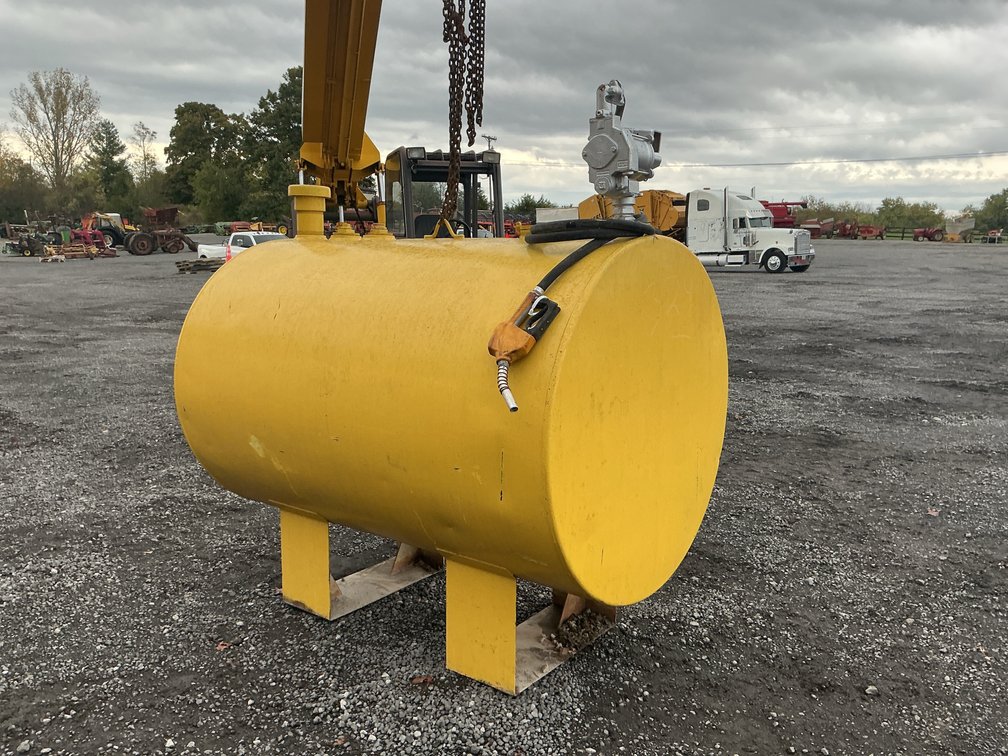 YELLOW 500 GALLON FUEL TANK