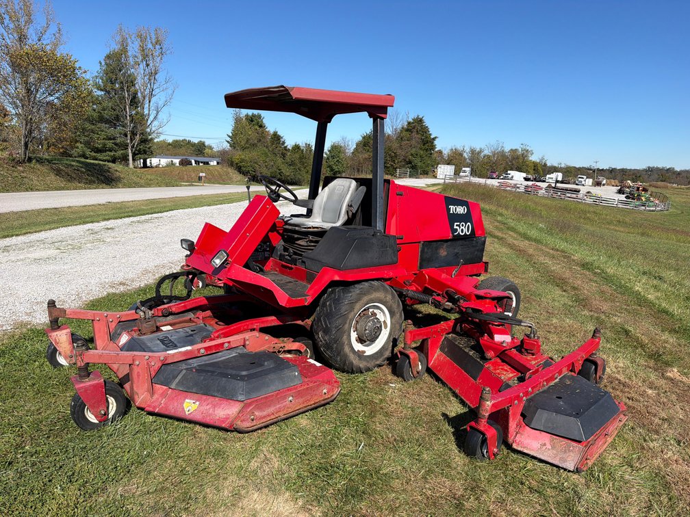 1995 TORO 580 MOWER