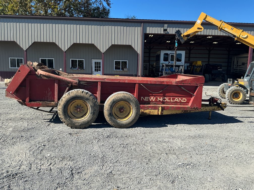 NEW HOLLAND 791 SPREADER
