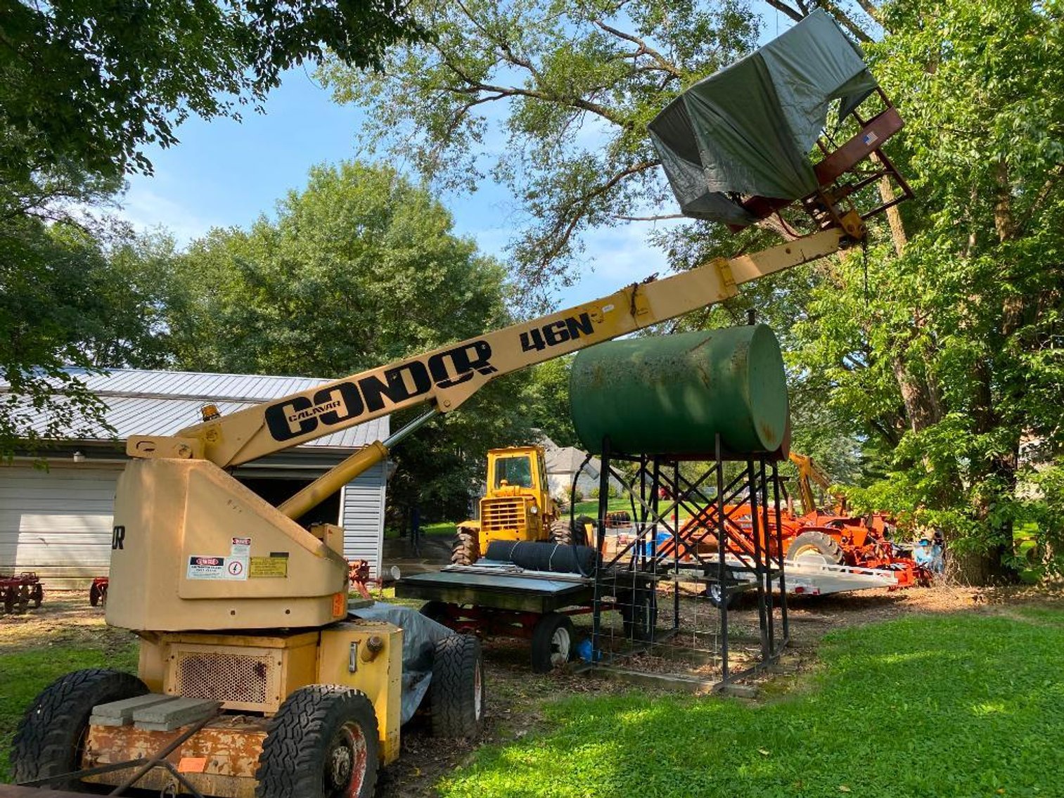 REMOVED PER SELLER - 1985 Condor Calavar 46' Lift
