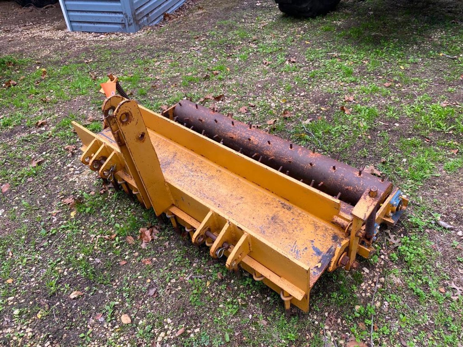 Gill Lawn Roller