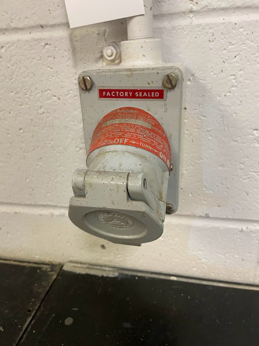 Receptacle Interlock with switch