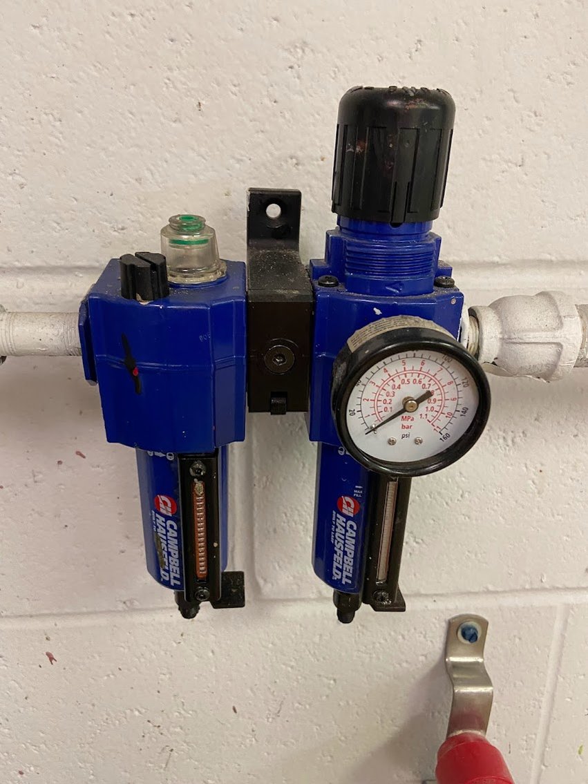 Pressure regulator 