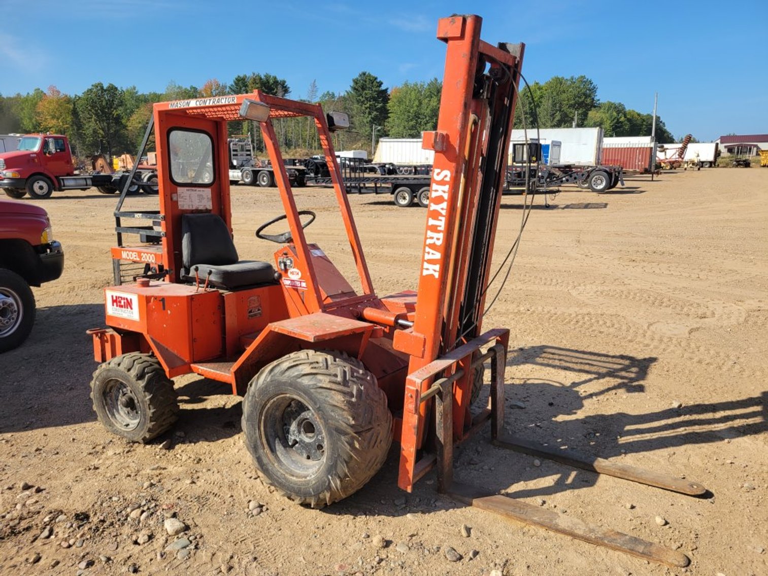 SkyTrak 2000 Forklift