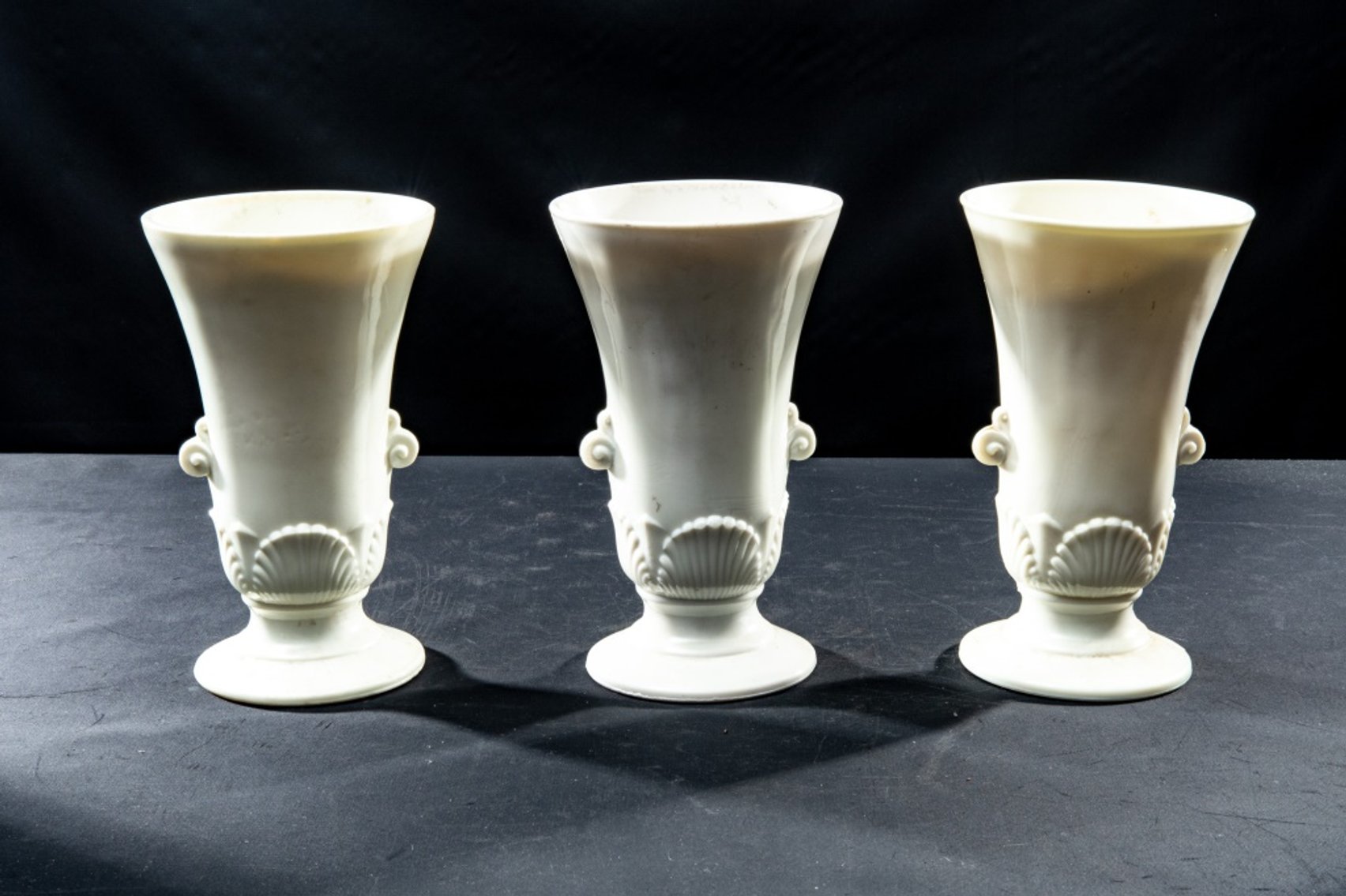 Anchor Hocking* Art Deco Milk Glass Vases