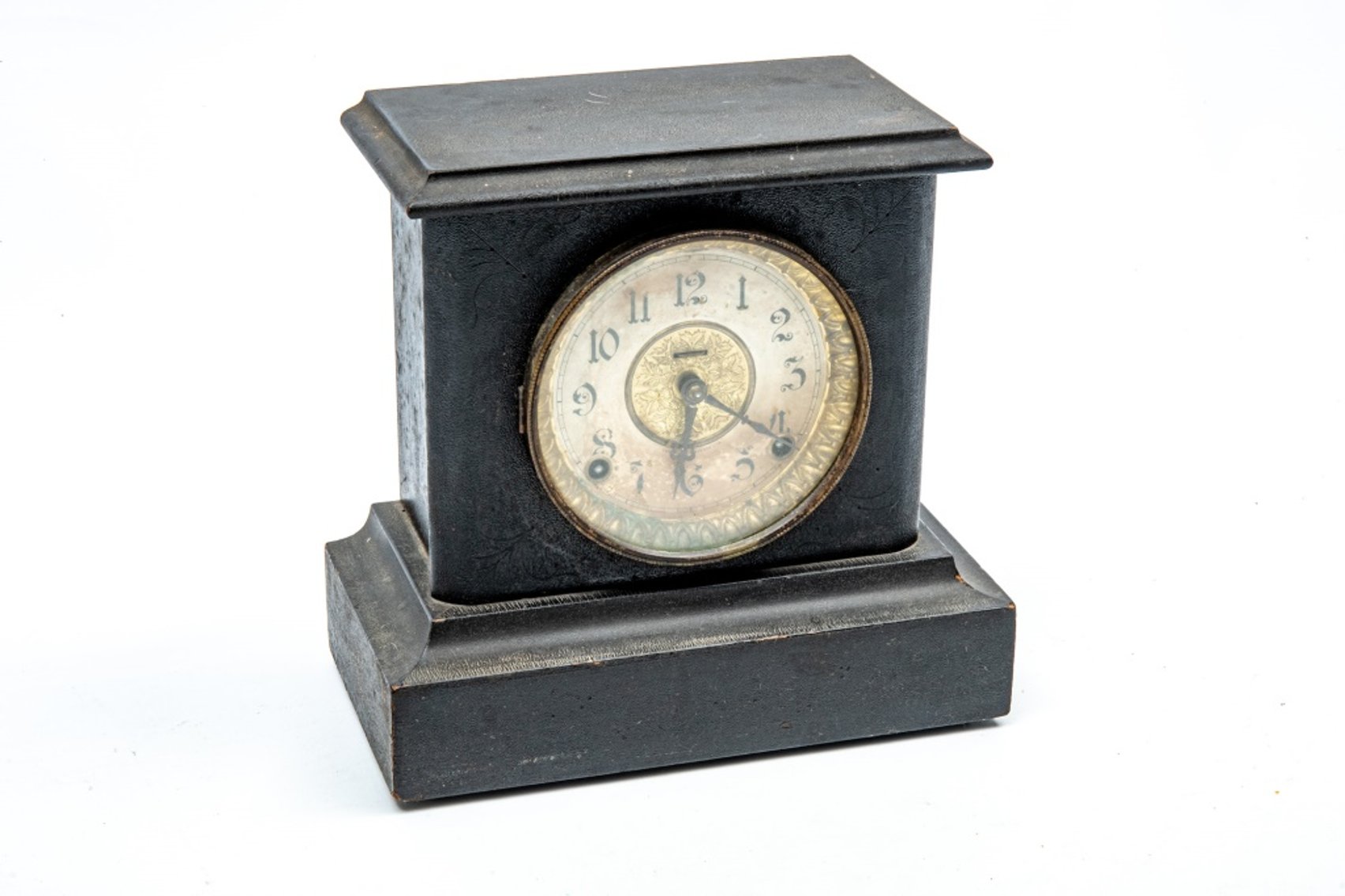 E. Ingraham Co. Wizard Mantel Clock