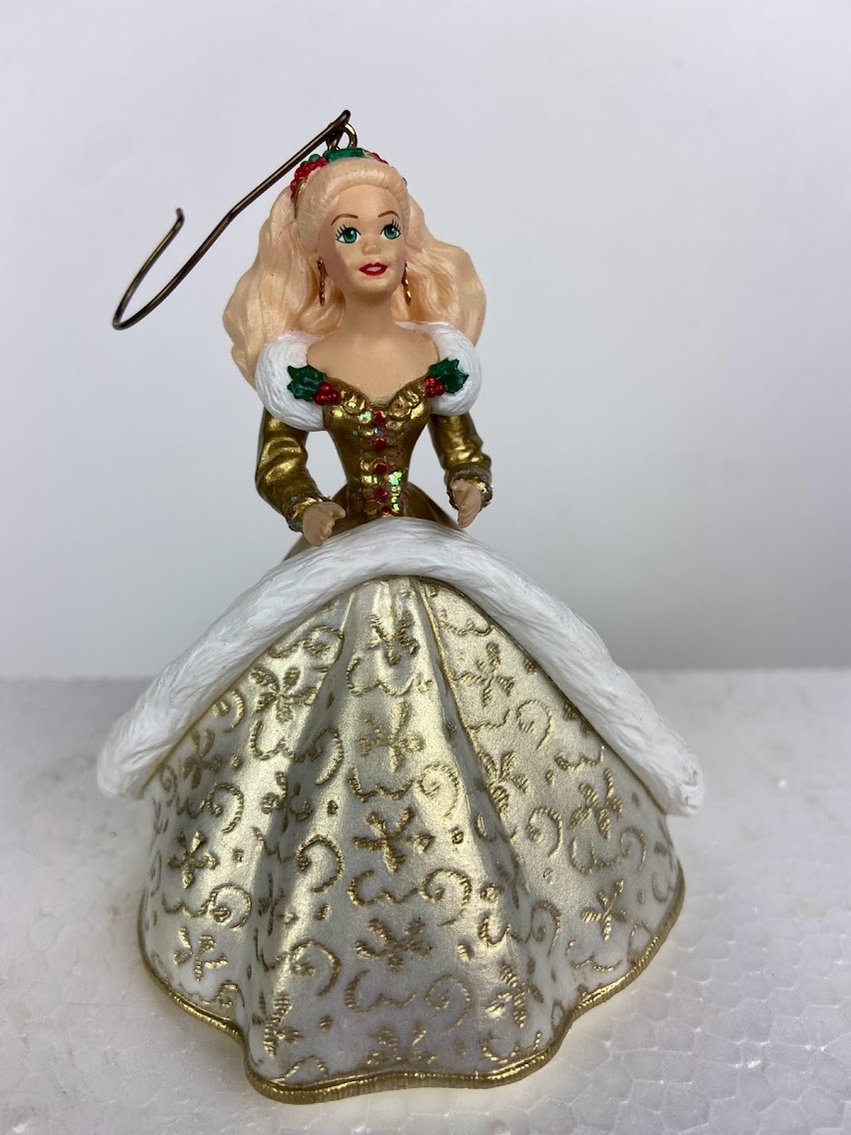Hallmark 1994 Barbie Collector Holiday Ornament- Barbie with Gold-no box