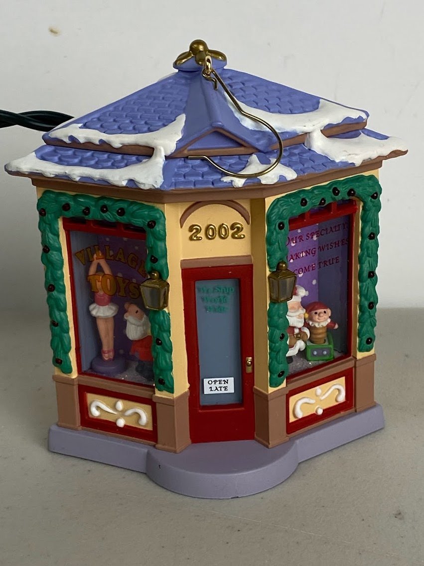 Hallmark- 2002 Village Toy Shop- Item No. QLX7676- NO BOX Tested