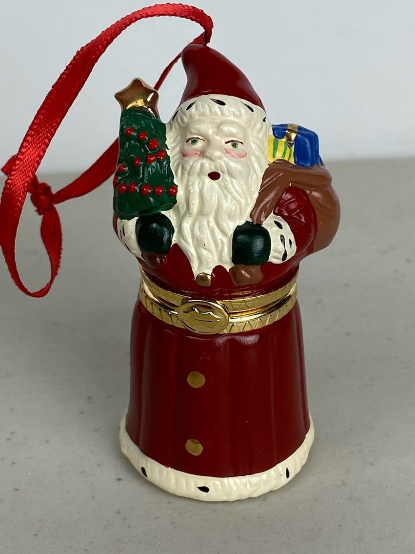 Hallmark Ornament- 1998 Santa's Hidden Surprises - Open's at Waist, classic look-QX6913-No box
