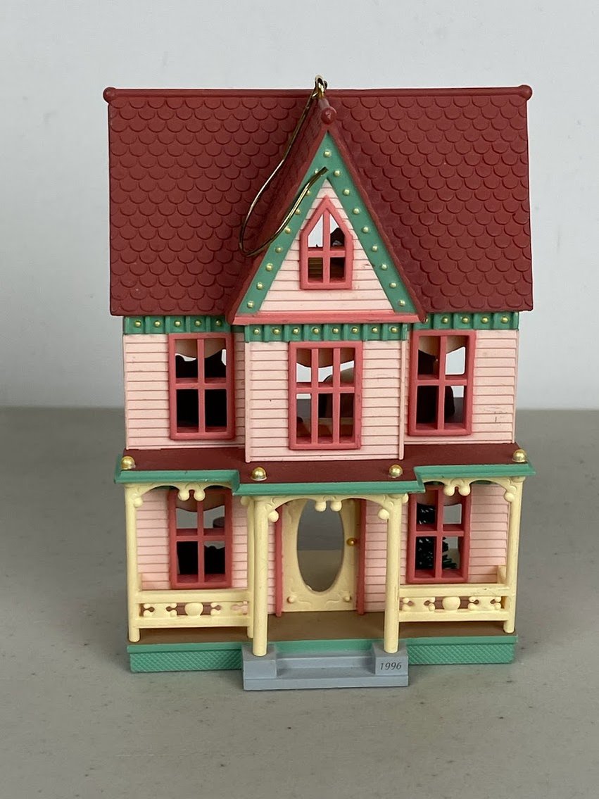 Hallmark Keepsake Ornament Victorian painted lady nostalgic houses shops 1996-QX5671- no box