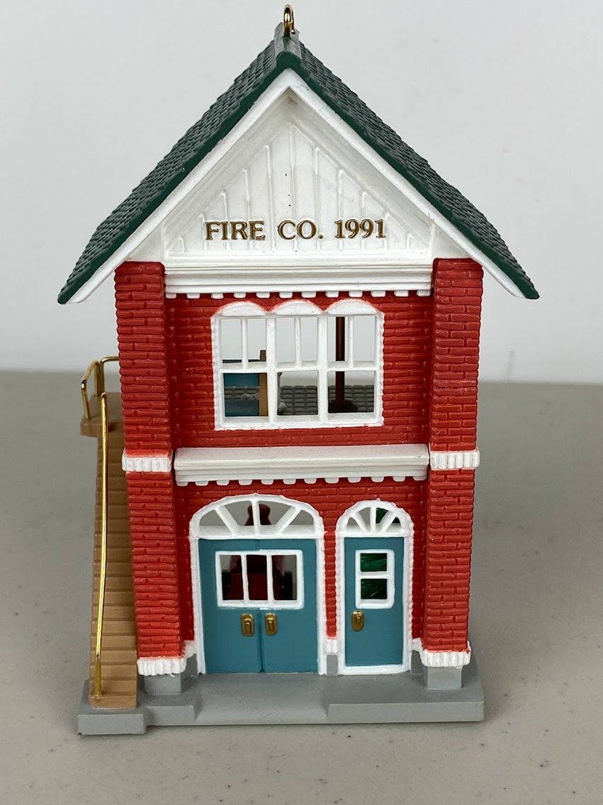 Hallmark 1991 Nostalgic Houses and Shops NO. 8 Fire Station - Item NO. QX4139- NO BOX