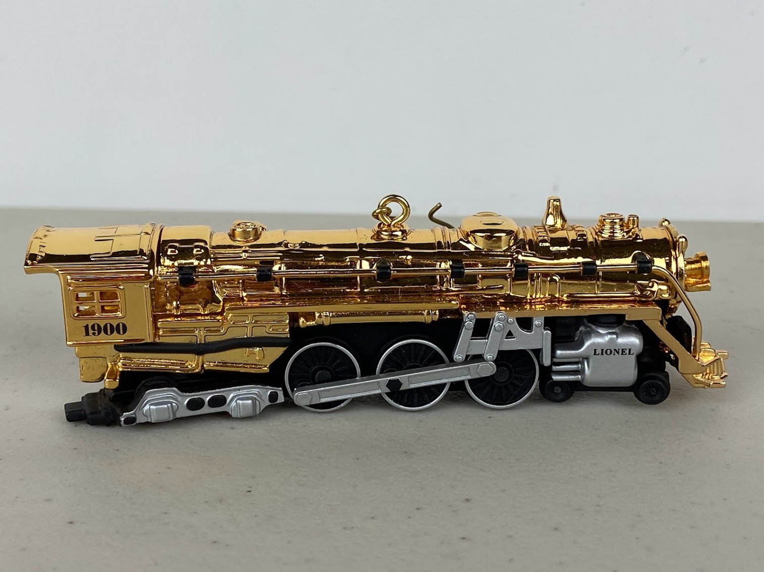 Hallmark Lionel 100th Anniversary 700E J-1E Hudson Steam Ornament- no box