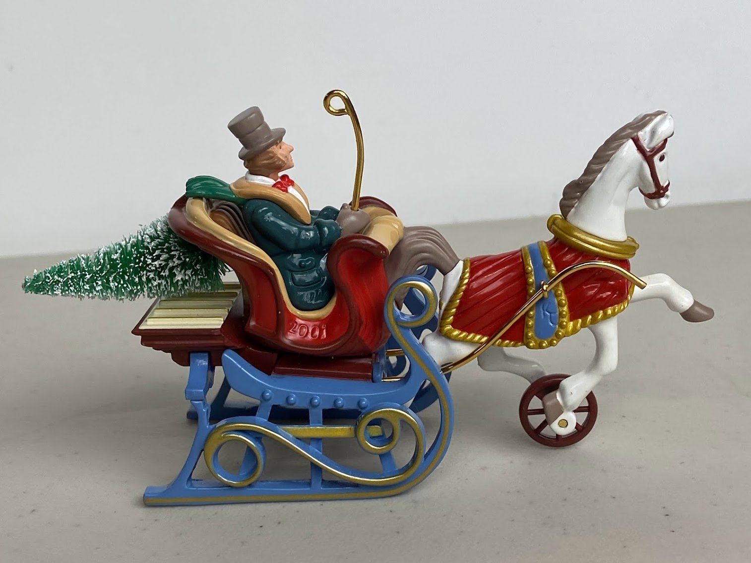 Hallmark 2001 Victorian Sleigh- White horse, Tree on the back of the blue sleigh - no box