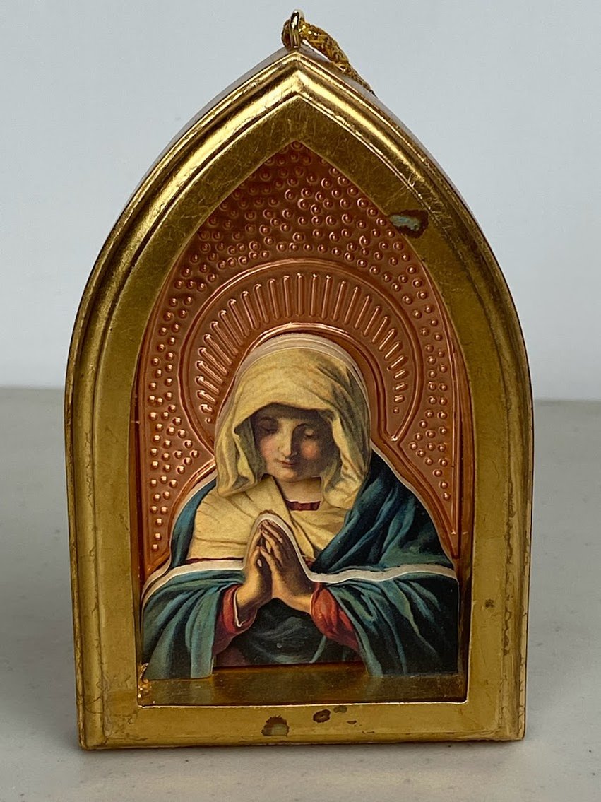 Hallmark- 1996 Scar-Praying Madonna-Item NO. QK1154- Tarnished on metal -no box