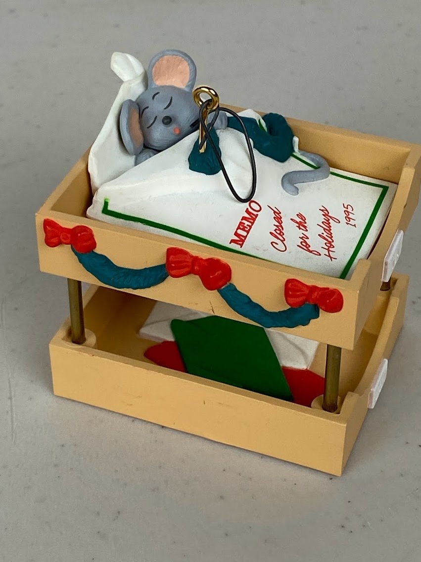 Hallmark-1995 Christmas Mouse Ornament- Mouse sleeping under memo- Closed for the Holidays-no box