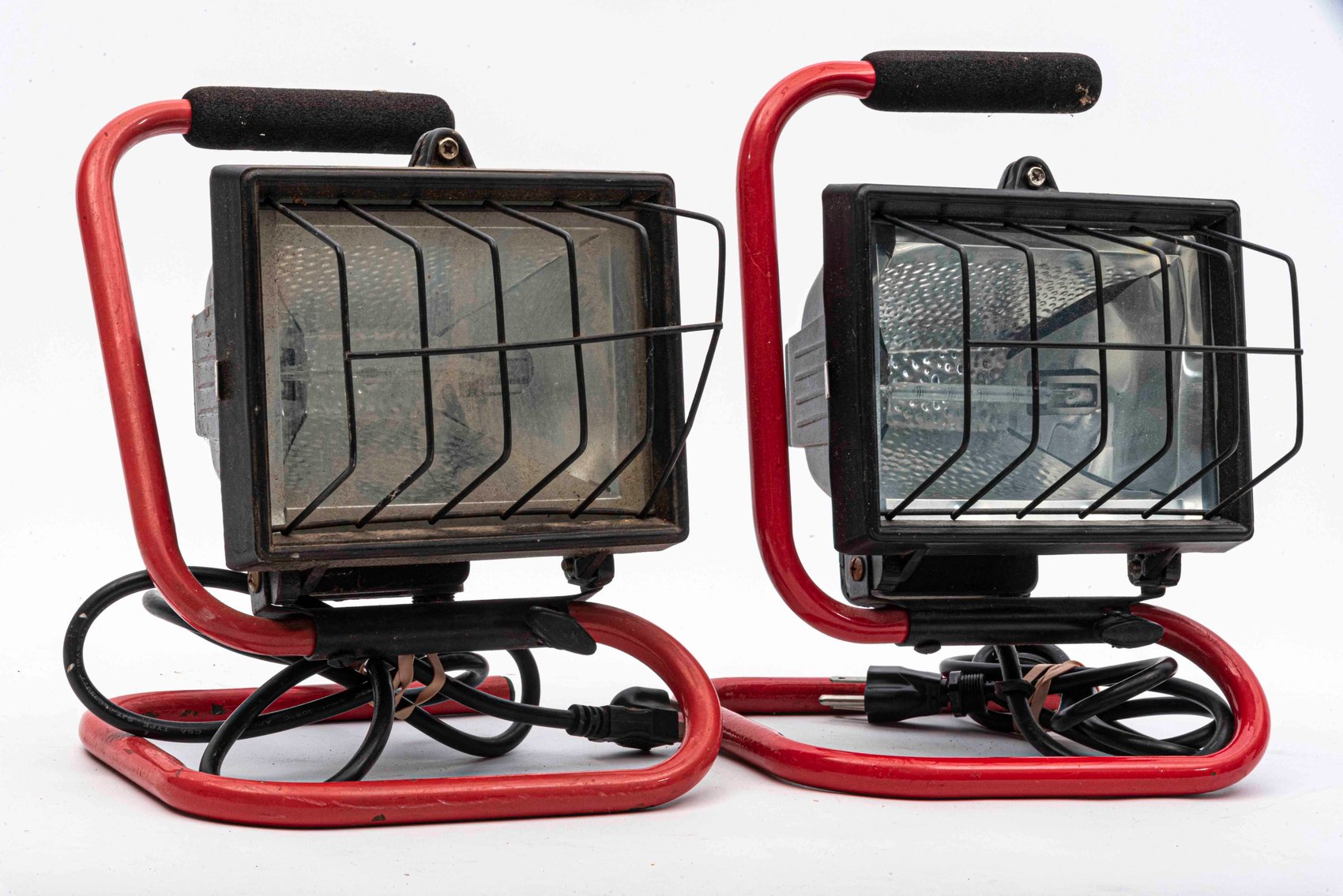 2 500W portable work lights