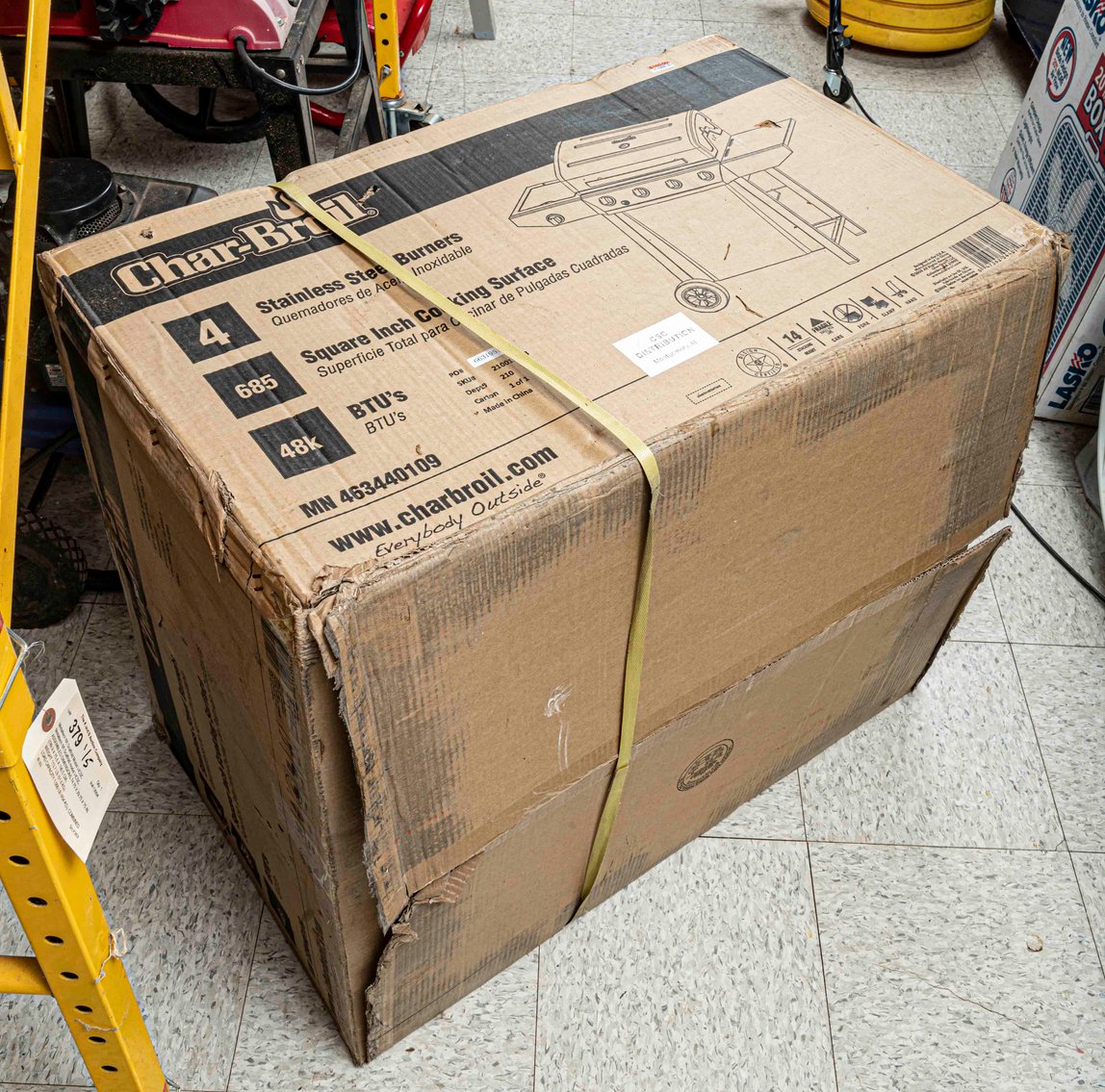 NIB CharBroil Gas Grill