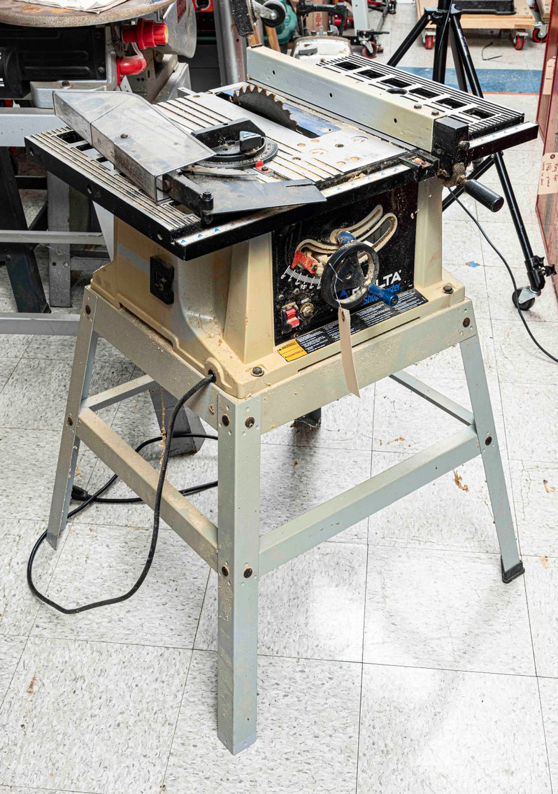 Delta Shopmaster 10" Table Saw