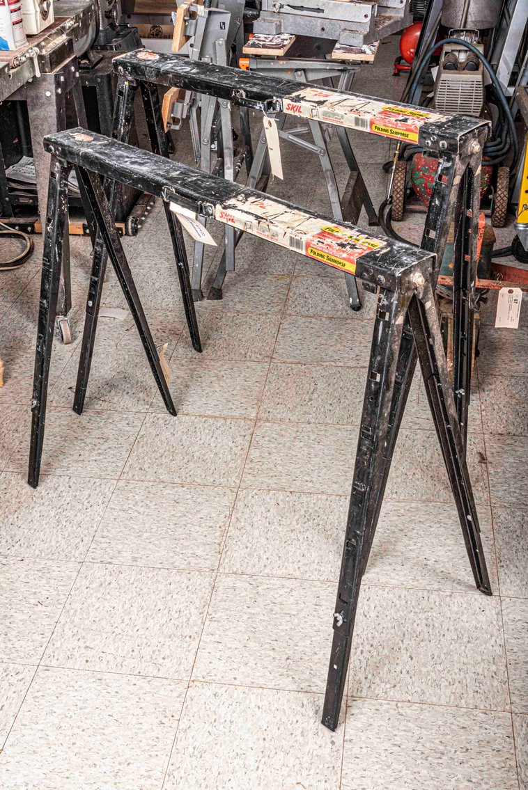 2 Black Skil Adjustable Sawhorses