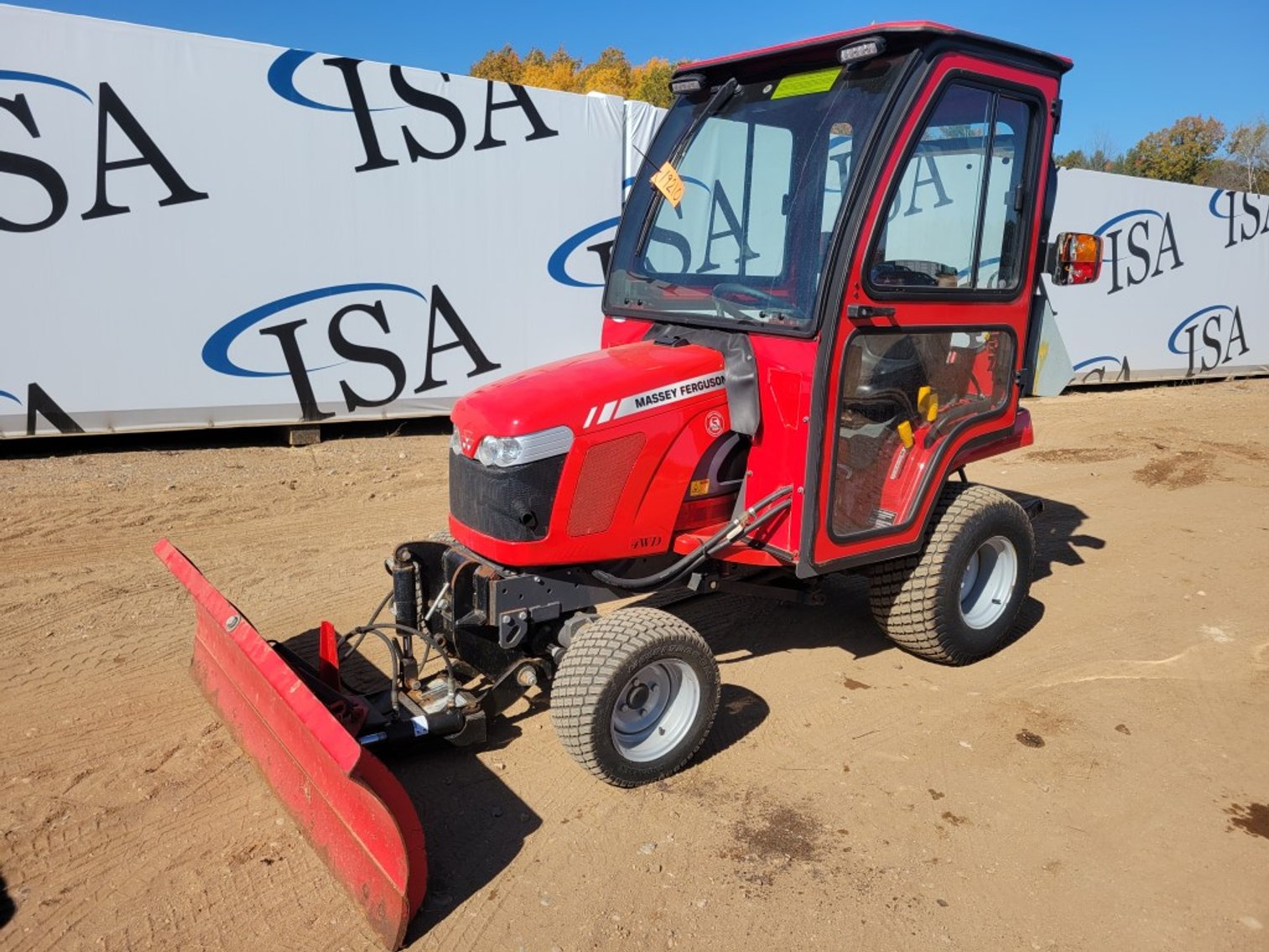 2018 Massey Ferguson GC1705