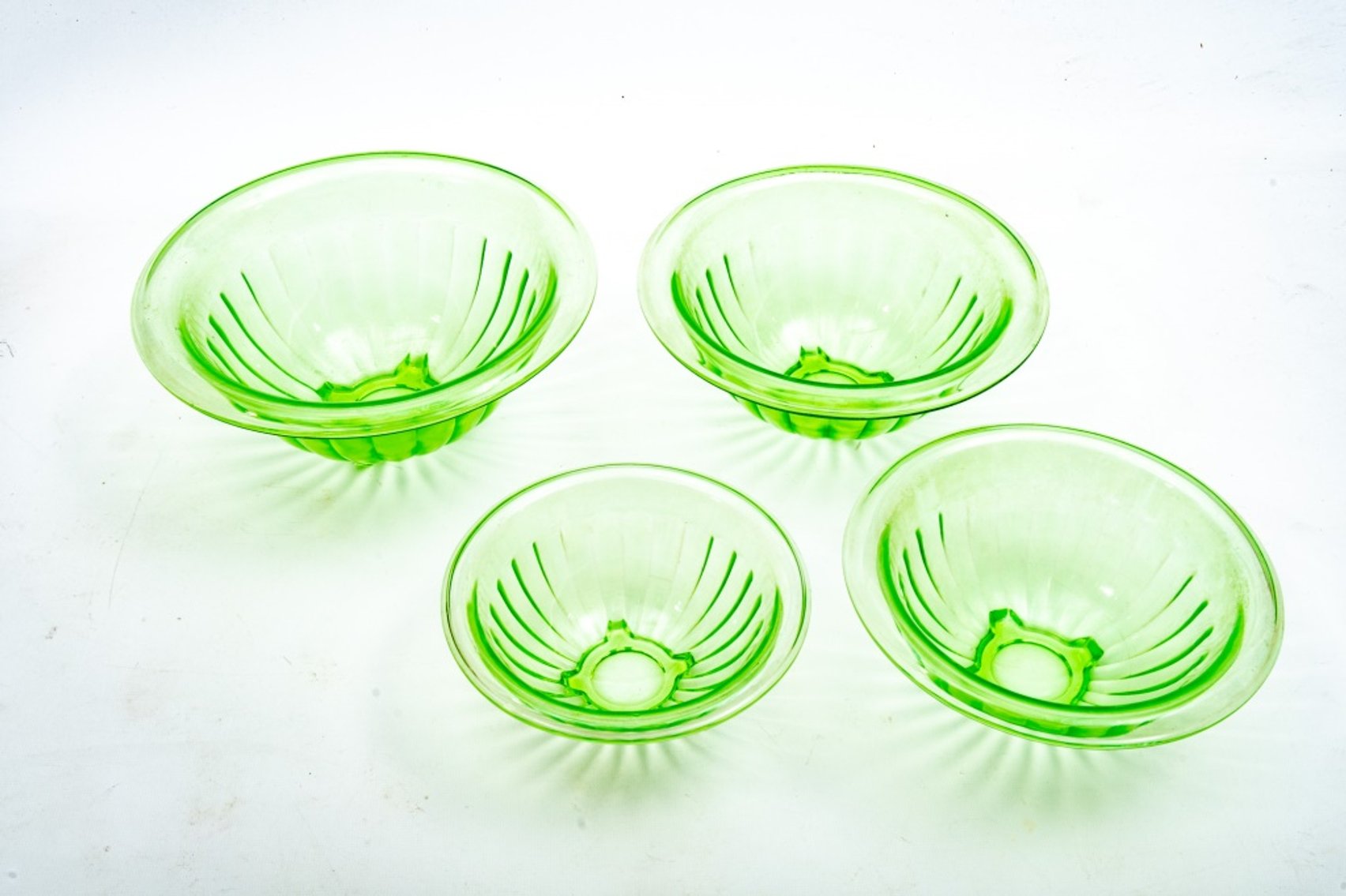 4 Hazel Atlas Vaseline Glass Nesting Mixing Bowls