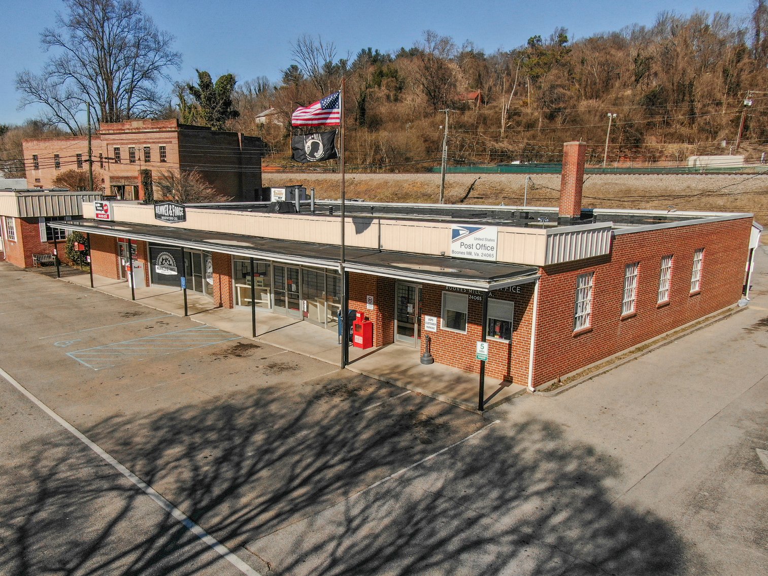 60 Main St, Boones Mill, VA