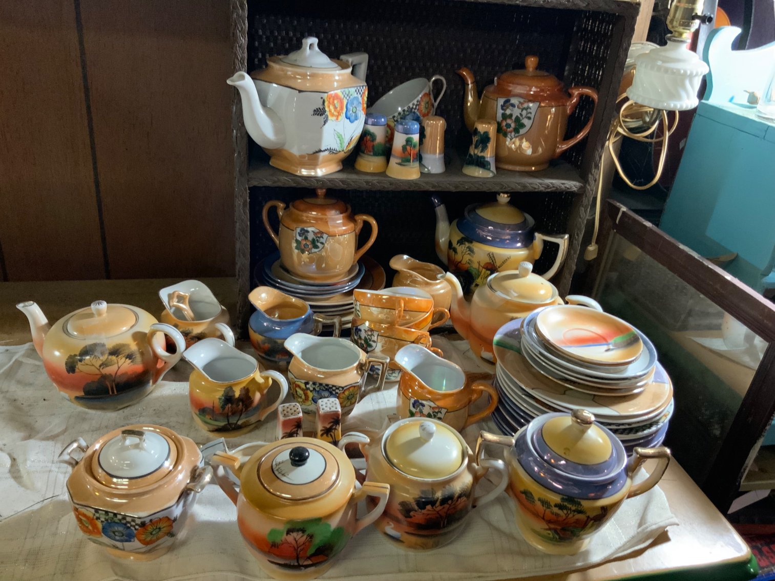 Luster Ware