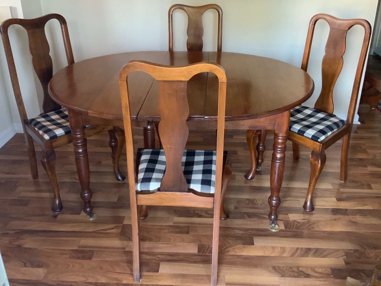 Hardwood Oval Dining Table with Four Chairs