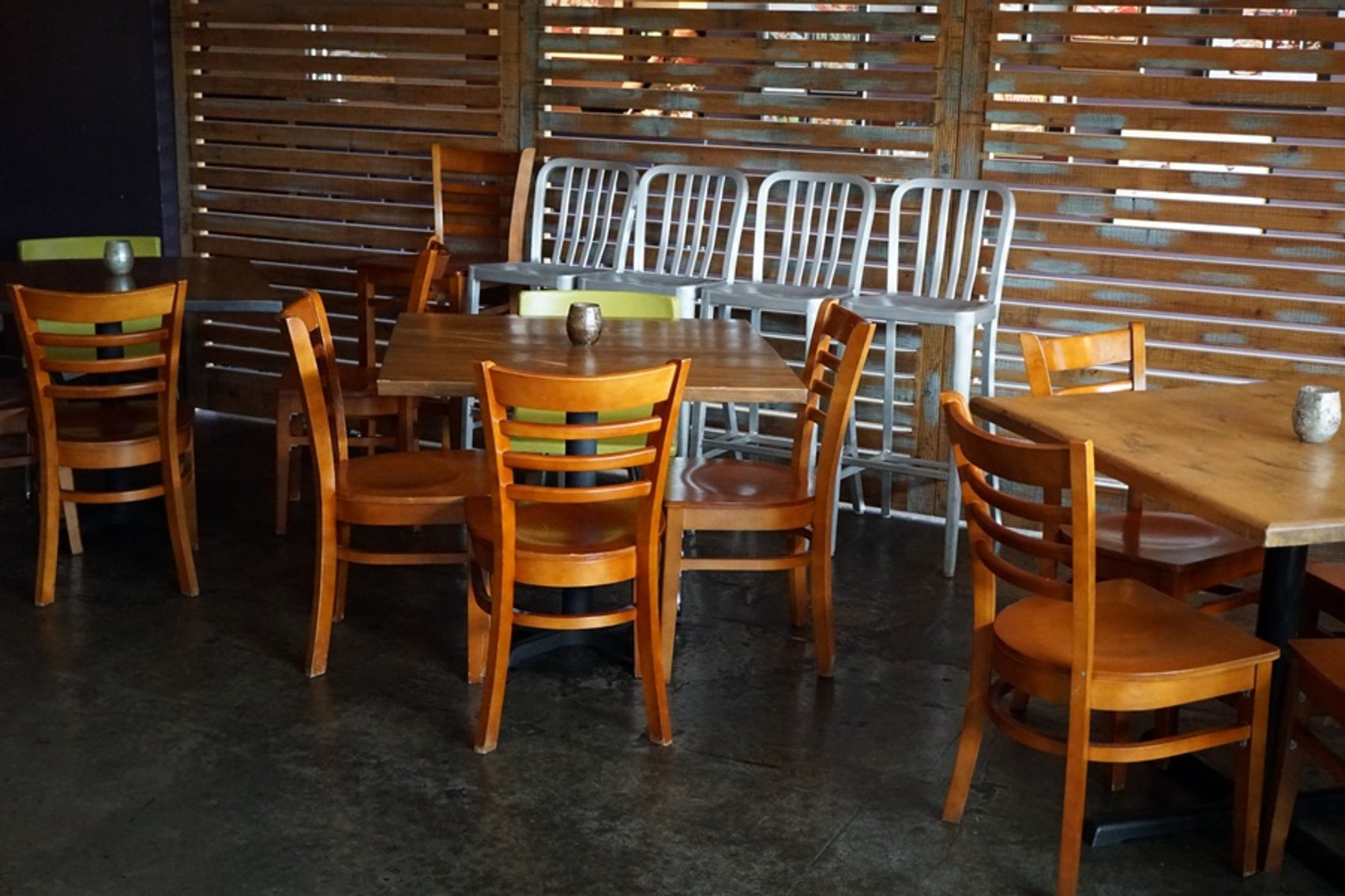 Image for Online Only Auction of Double Zero Napoletana Restaurant FF&E