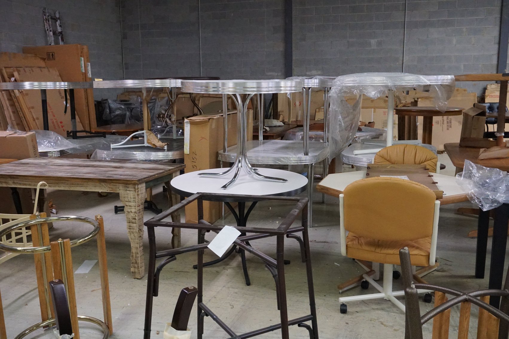 Image for Liquidation Auction of Dinette World Inventory + FF&E