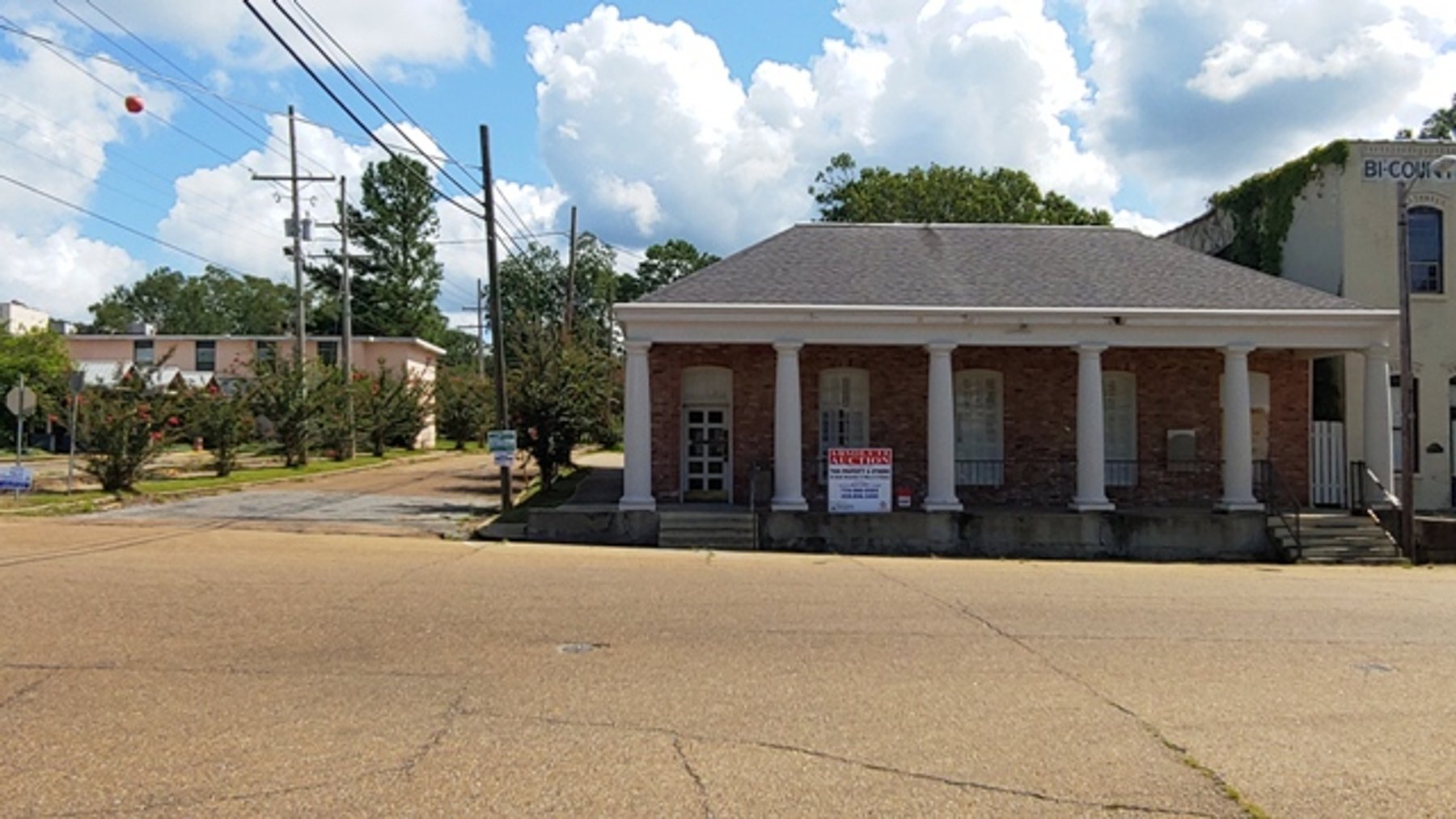 Image for 3,871±SF Former Bank Branch on .16± Acre at 162 W Main St, Centreville, MS 39631 (Wilkinson County)