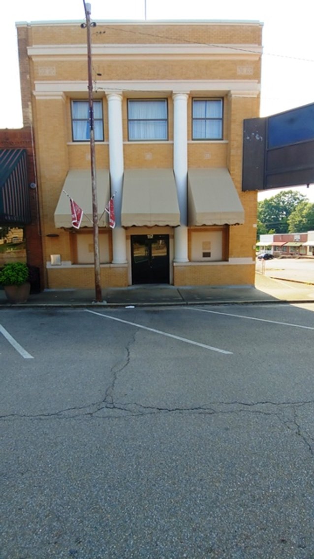 Image for 8,556±SF Former Bank Branch on .09± Acre at 117 N Jackson St, Houston, MS 38851 (Chickasaw County)