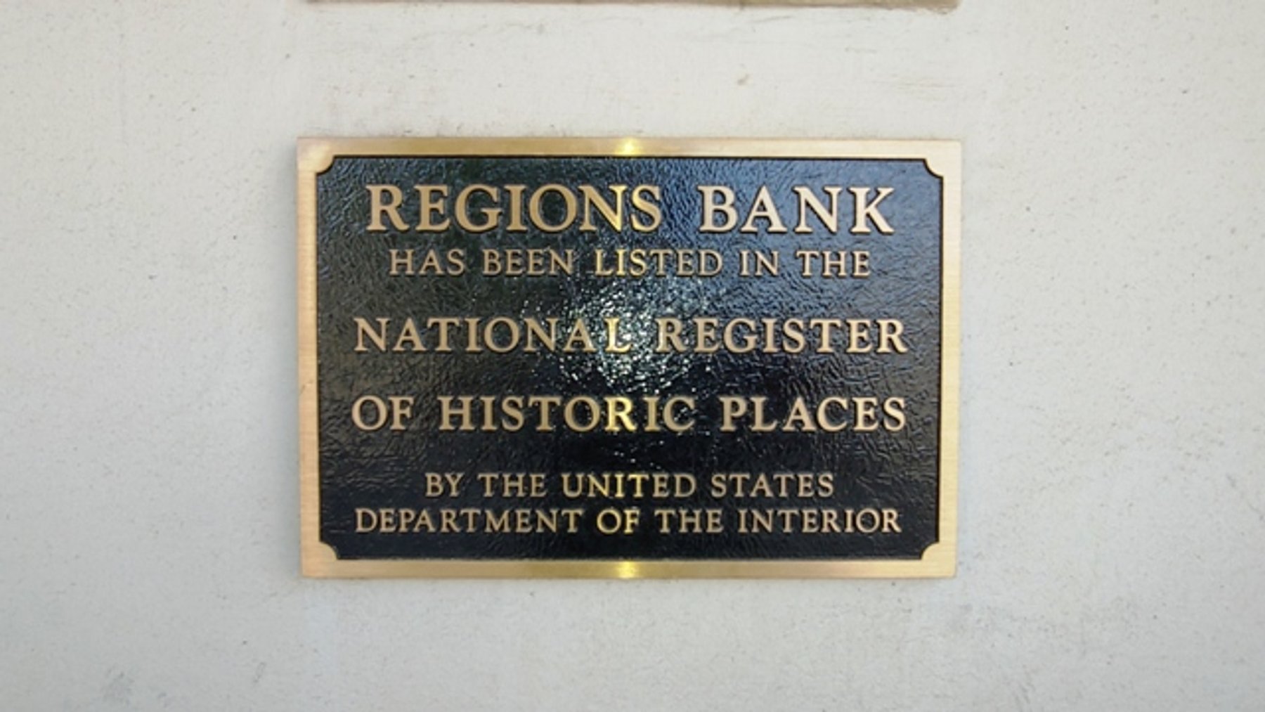 Image for 8,556±SF Former Bank Branch on .09± Acre at 117 N Jackson St, Houston, MS 38851 (Chickasaw County)