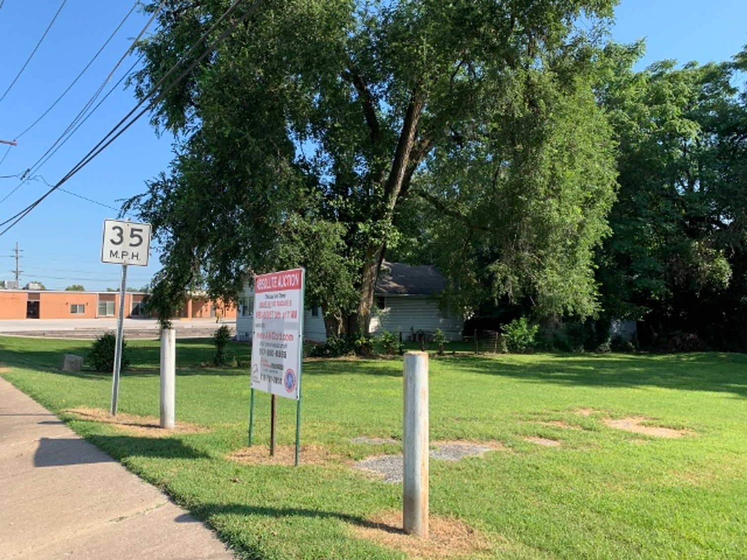 Image for 8,600±SF Former Bank Branch on 1.3± Acres at 900 Upper Cahokia Rd, Cahokia, IL 62206 (St Clair County)