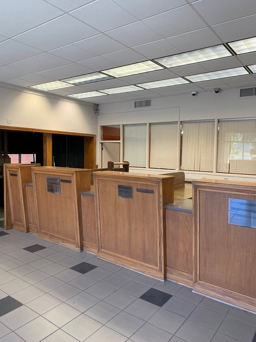 Image for 5,220±SF Former Bank Branch on .3± Acre at 127 E Main St, E Prairie, MO 63845 (Mississippi County)